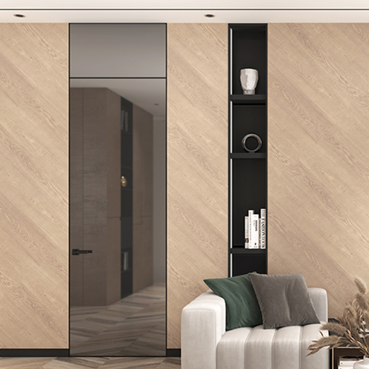 Двери с зеркалом